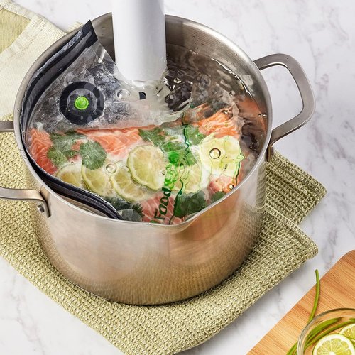 FoodSaver® Reusable Gallon Vacuum Zipper Bags - Keep Food Fresh Longer | Durable & Eco-Friendly