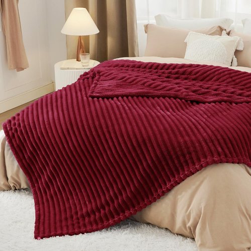Bedsure GentleSoft Full Blanket - Cozy Red Throw for Women | Large 84x90 Inches Softness
