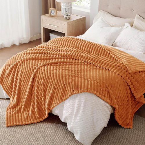 Bedsure GentleSoft Full Blanket - Cozy Orange Fleece Throw for Couch | Perfect Gift for Women, 84x90 Inches