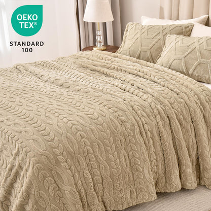 PHF Fluffy Sherpa Blanket King Size for Winter, Warm and Soft, 510GSM 3D Jacquard Thick Shaggy Fleece Plush Blanket for Sofa Bed, Khaki, 108"x90"