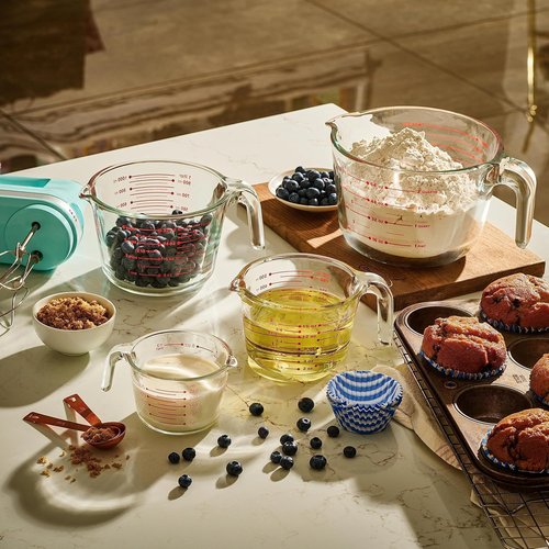Le’raze Glass Measuring Cups Set of 4 - Heat-Resistant, Easy-Read Measurements | Dishwasher Safe Kitchen Bakeware