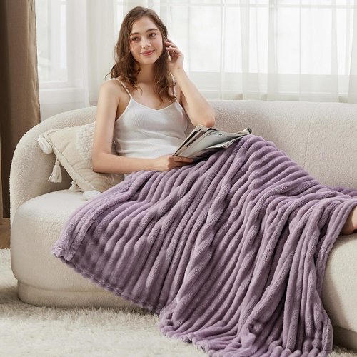 Bedsure GentleSoft Throw Blanket - Cozy Light Purple Couch Blanket for Women | Perfect Gift for Mom, 50x60 Inches