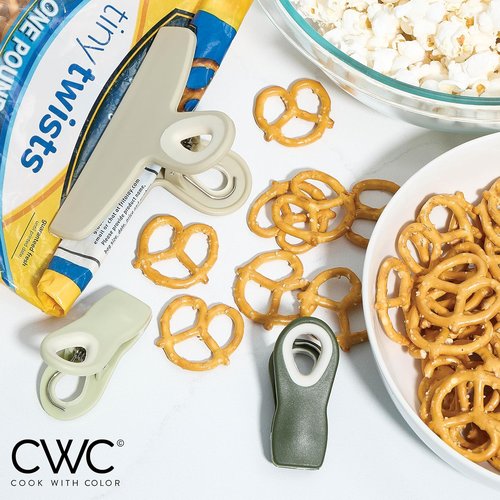 COOK WITH COLOR Bag Clips - Heavy-Duty Chip Clips with Air-Tight Seal | Sage, Pack of 8