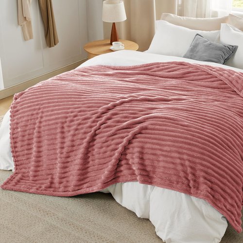Bedsure GentleSoft Dusty Pink California King Size Blanket for Bed - Cozy Soft Blankets for Women, Cute Small Fleece Throws for Girls, Birthday Gifts for Women, 102x96 Inches