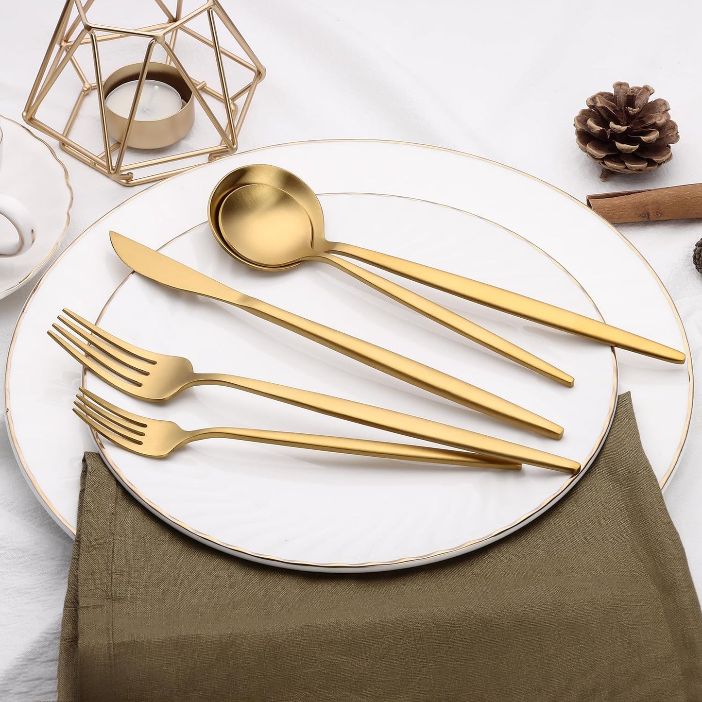 Terlulu 20-Piece Gold Silverware Set - Elegant Stainless Steel Flatware for 4 | Perfect for Home, Kitchen, and Weddings