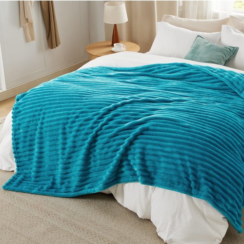 Bedsure GentleSoft Teal Full Blanket for Bed - Cozy Soft Blankets for Women, Cute Large Throws for Girls, 84x90 Inches