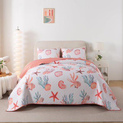 Soul & Lane Seaside Treasures Bedding Quilt Set - King with 2 Shams | Ocean Beachfront Lightweight Quilted Bedspread