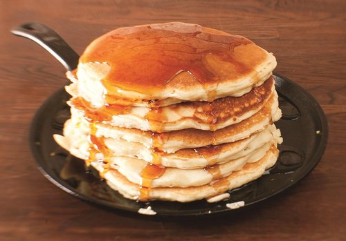 Lodge Round Cast Iron Griddle - Pre-Seasoned, Non-Toxic Cookware - 10.5 Inch Versatile Pan for Stovetop, Oven & Grill