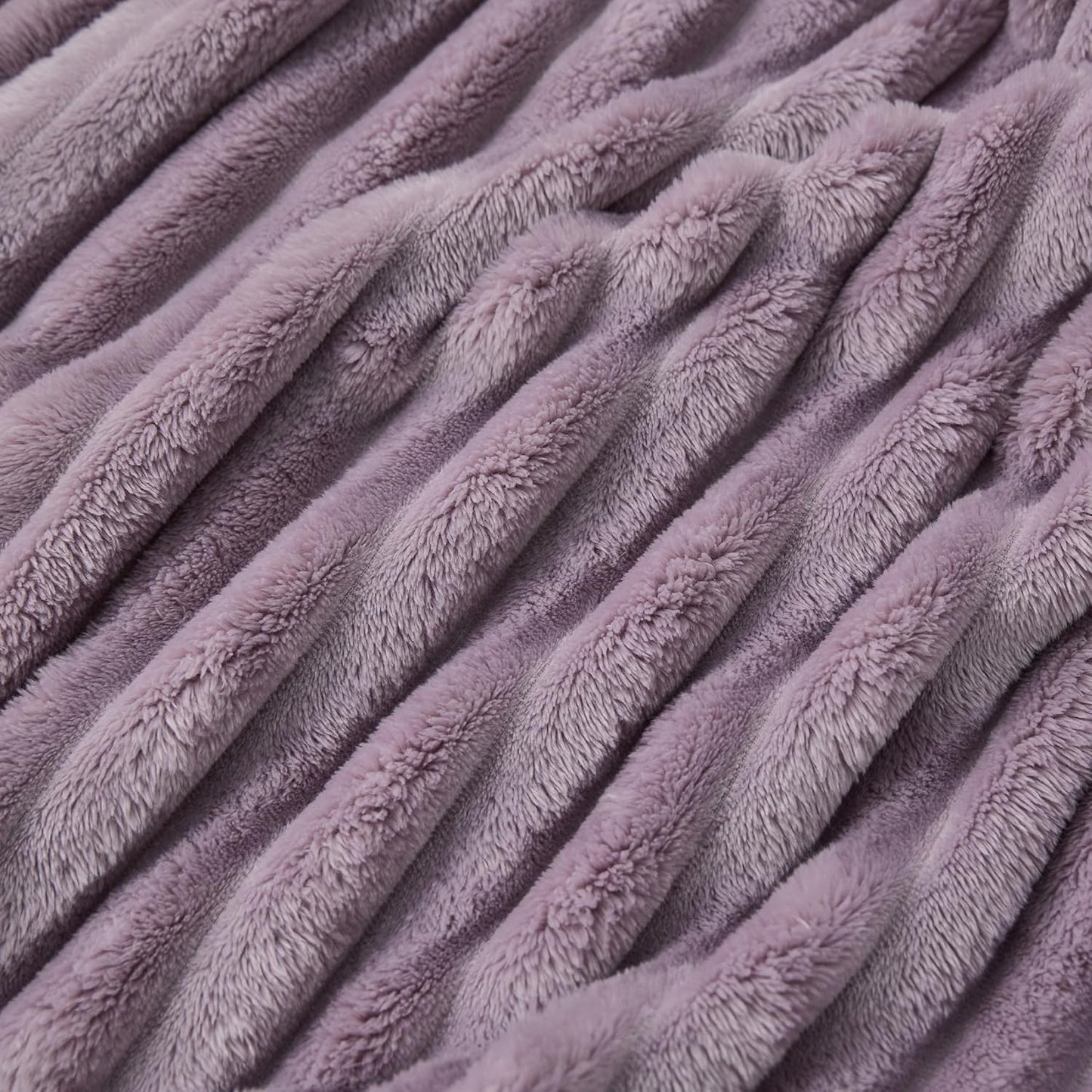 Bedsure GentleSoft Light Purple Full Blanket - Cozy Soft Throw for Women, 84x90 Inches