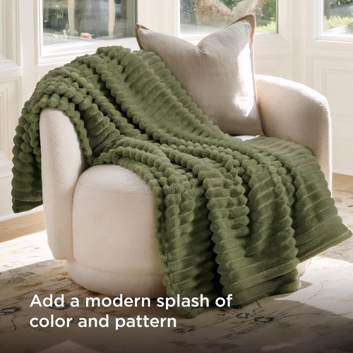 Bedsure GentleSoft Twin XL Blanket - Cozy Fleece Throw for Women & Girls | Moss, 66x90 Inches