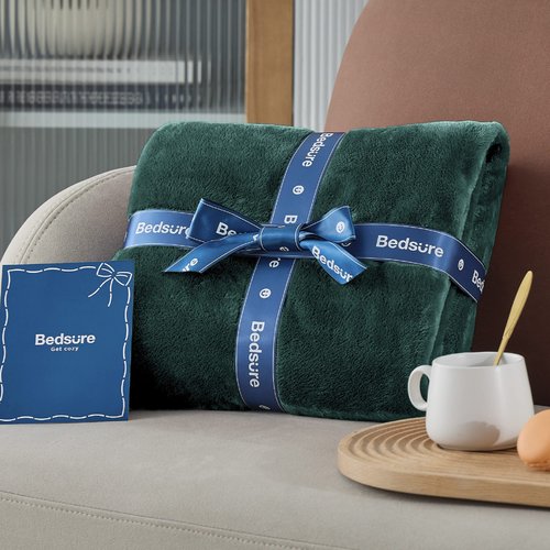 Bedsure GentleSoft Fleece Throw Blanket Forest Green - 300GSM Blankets for Couch, Sofa, Bed, Soft Lightweight Plush Cozy Throws for Toddlers, 50x60 inches