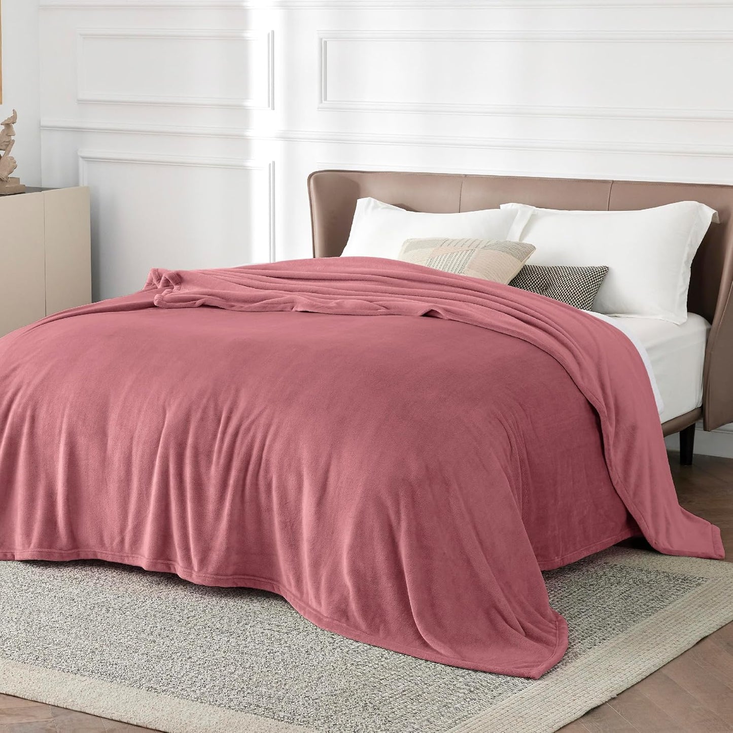 Bedsure GentleSoft Fleece Blanket - King Size Dusty Rose, Soft & Cozy Lightweight Microfiber, 108x90 Inches