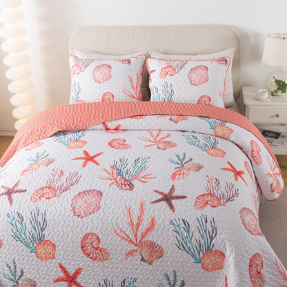Soul & Lane Seaside Treasures Bedding Quilt Set - King with 2 Shams | Ocean Beachfront Lightweight Quilted Bedspread