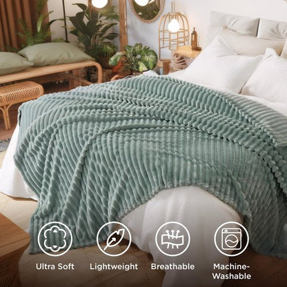 Bedsure GentleSoft Sage Green California King Size Blanket for Bed - Cozy Soft Blankets for Women, Cute Large Throws for Girls, 102x96 Inches