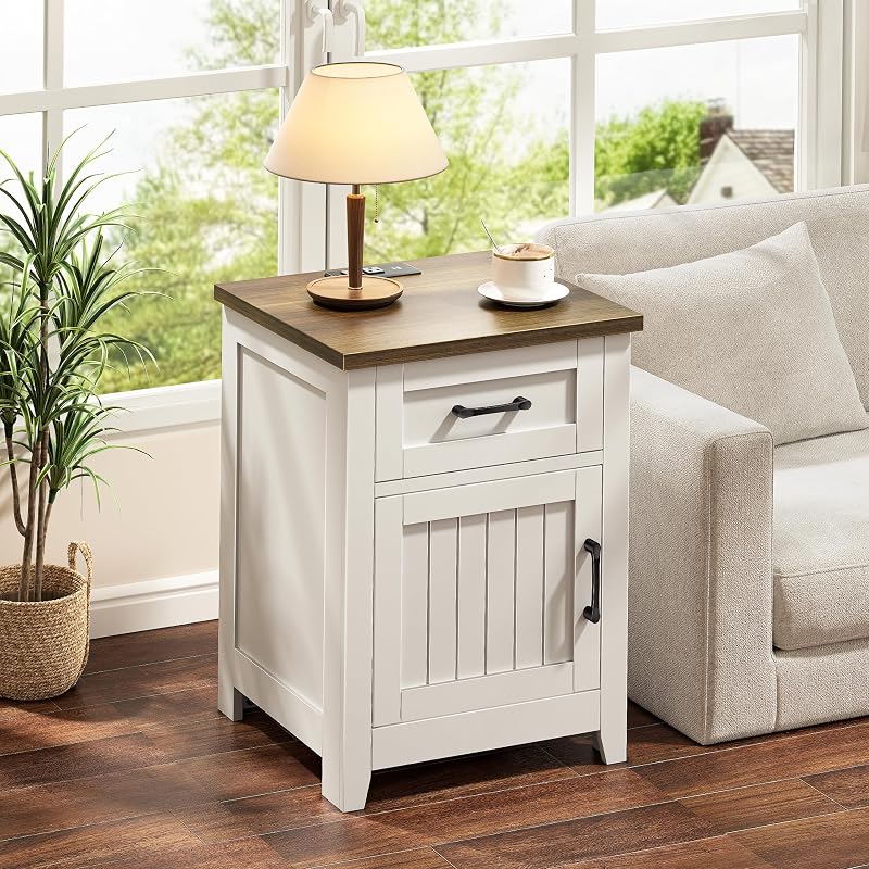 End Table Set of 2 with Built-In Charging Station, White
