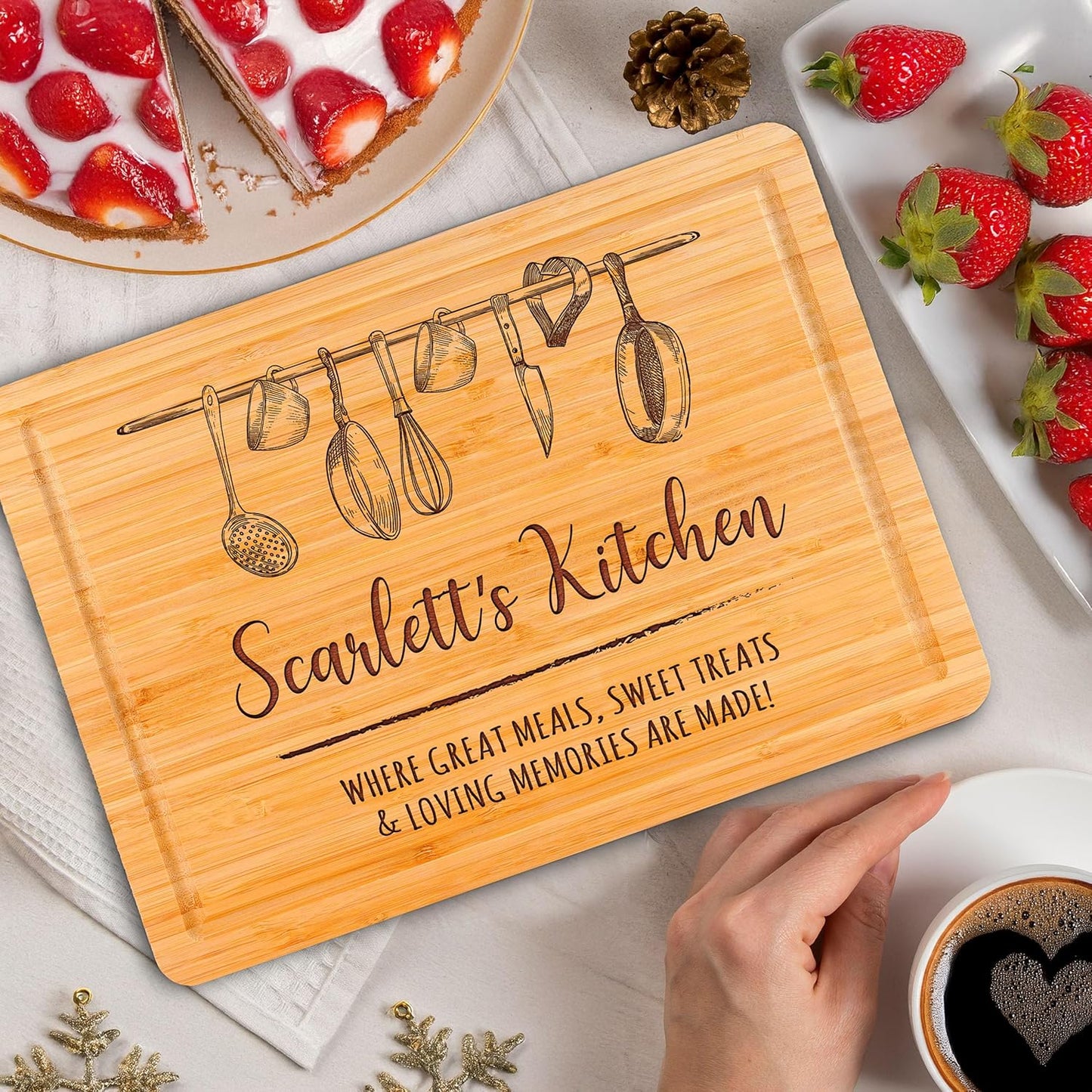Skiennix Personalized Engraved Cutting Board - Unique Custom Gift for Mom, Wife, or Grandma | Perfect for Any Occasion