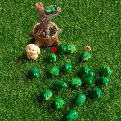 Exasinine Miniature Green Frog Figurines - 30 Pcs Resin Animals for Fairy Garden & Terrarium Decor
