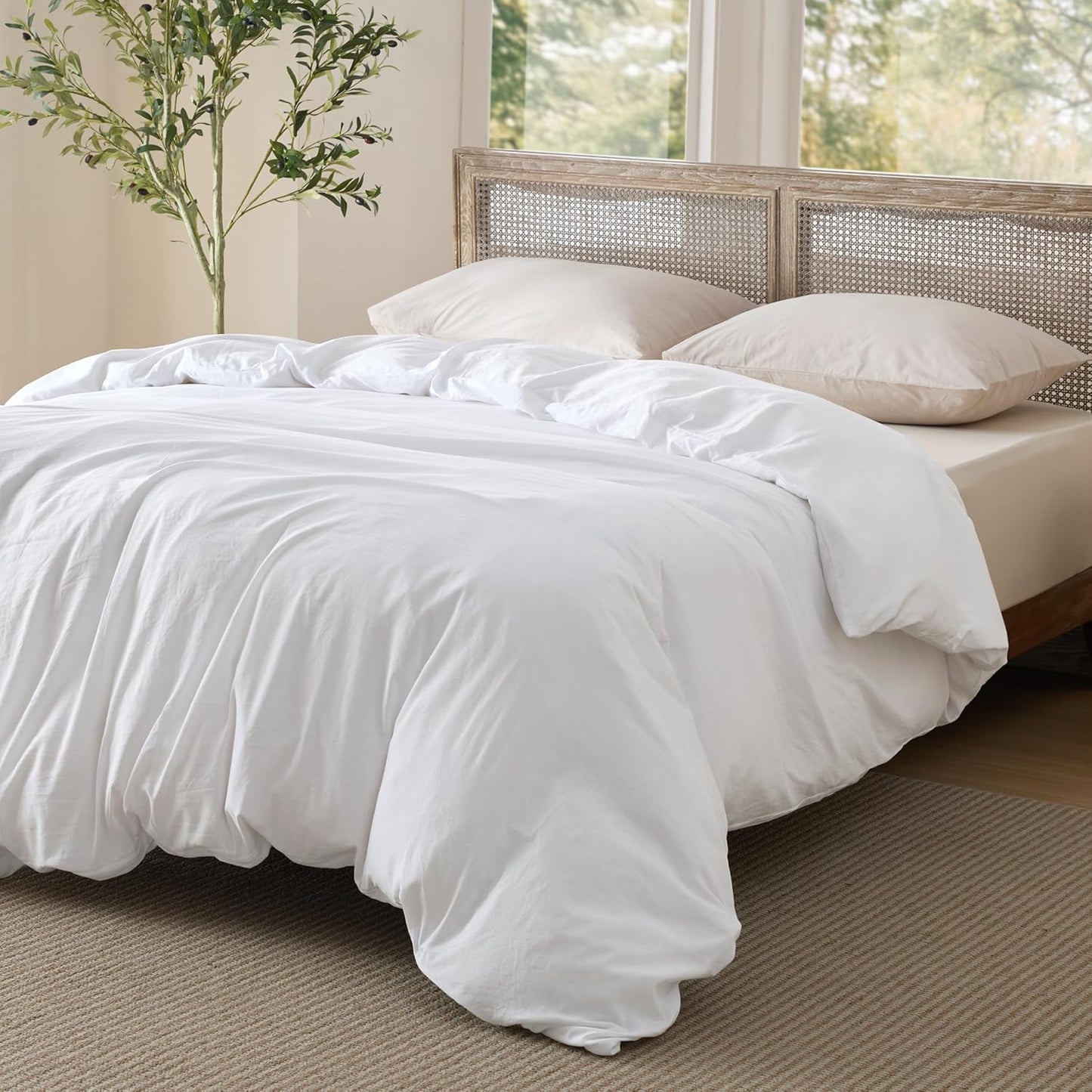 Bedsure Duvet Cover - Extra Soft Prewashed Cotton-Like Polyester, King Size 104x90 Inches, White
