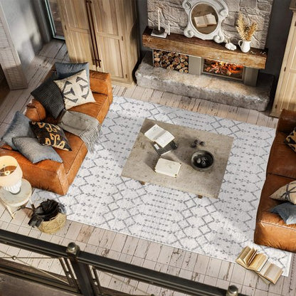 JONATHAN Y Boho Vintage Diamond Area Rug - Cream/Gray 8x10 ft | Easy-Clean, Pet-Friendly, Non-Shedding