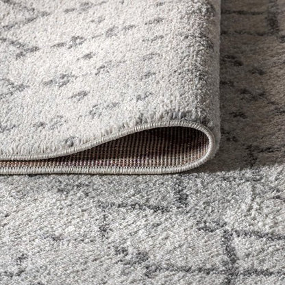 JONATHAN Y Boho Vintage Diamond Area Rug - Cream/Gray 8x10 ft | Easy-Clean, Pet-Friendly, Non-Shedding