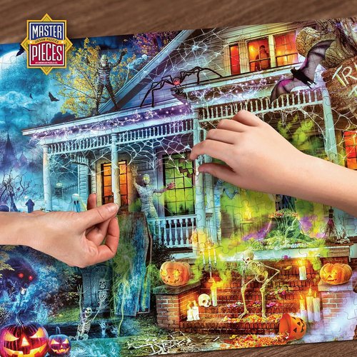 MasterPieces Halloween Glow In The Dark Jigsaw Puzzle - 1000 Piece Haunted House Design | Spooky Family Game 19.25” x 26.75”